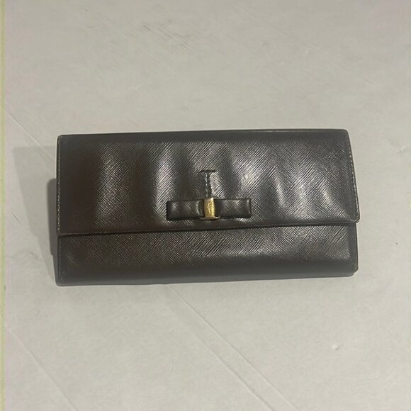 Salvatore Ferragamo brown wallet - Picture 2 of 15